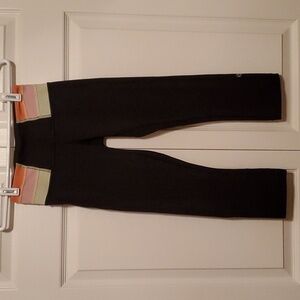 Lululemon Athletica Groove Crop Reversible Leggins Neon Stripes Size 2